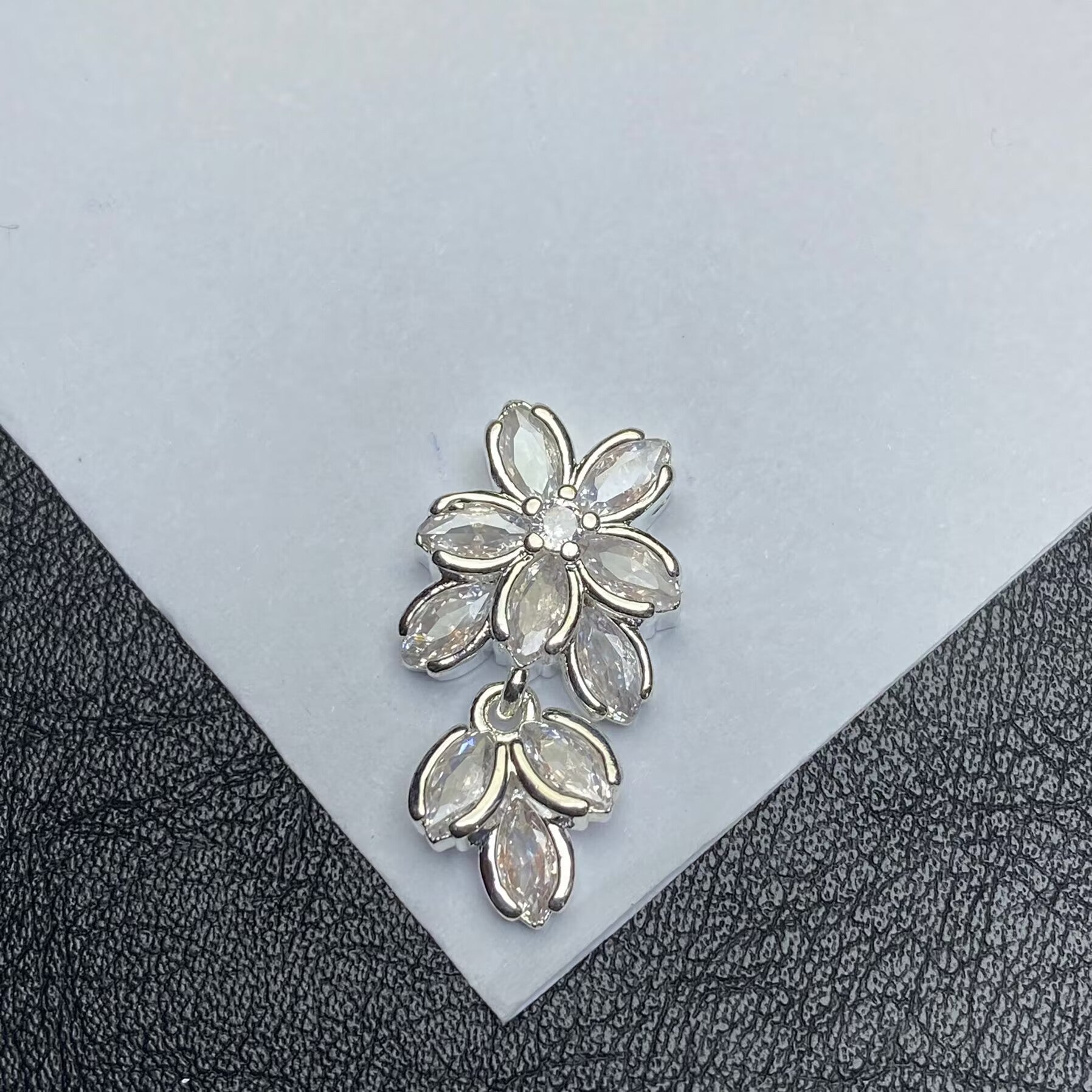 Popular handmade crystal bracelet/bead set with rosette zircon, perfect for DIY jewelry making, including diamond-encrusted beads and high-color-retention strands.