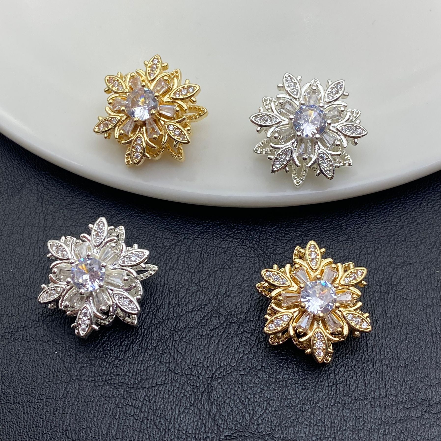 Double-layer rotating large snowflake spacer beads, color-preserving zircon loose beads, micro diamond beads, handmade crystal bracelet/jewelry bracelet.