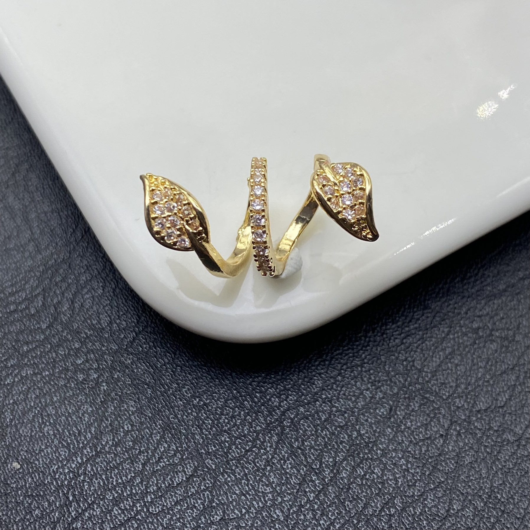 Color Retaining Zircon Leaf Full Diamond Flexible Ring Handmade Crystal Collectables-Autograph Bracelet Bracelet DIY Ornament Accessories Beaded