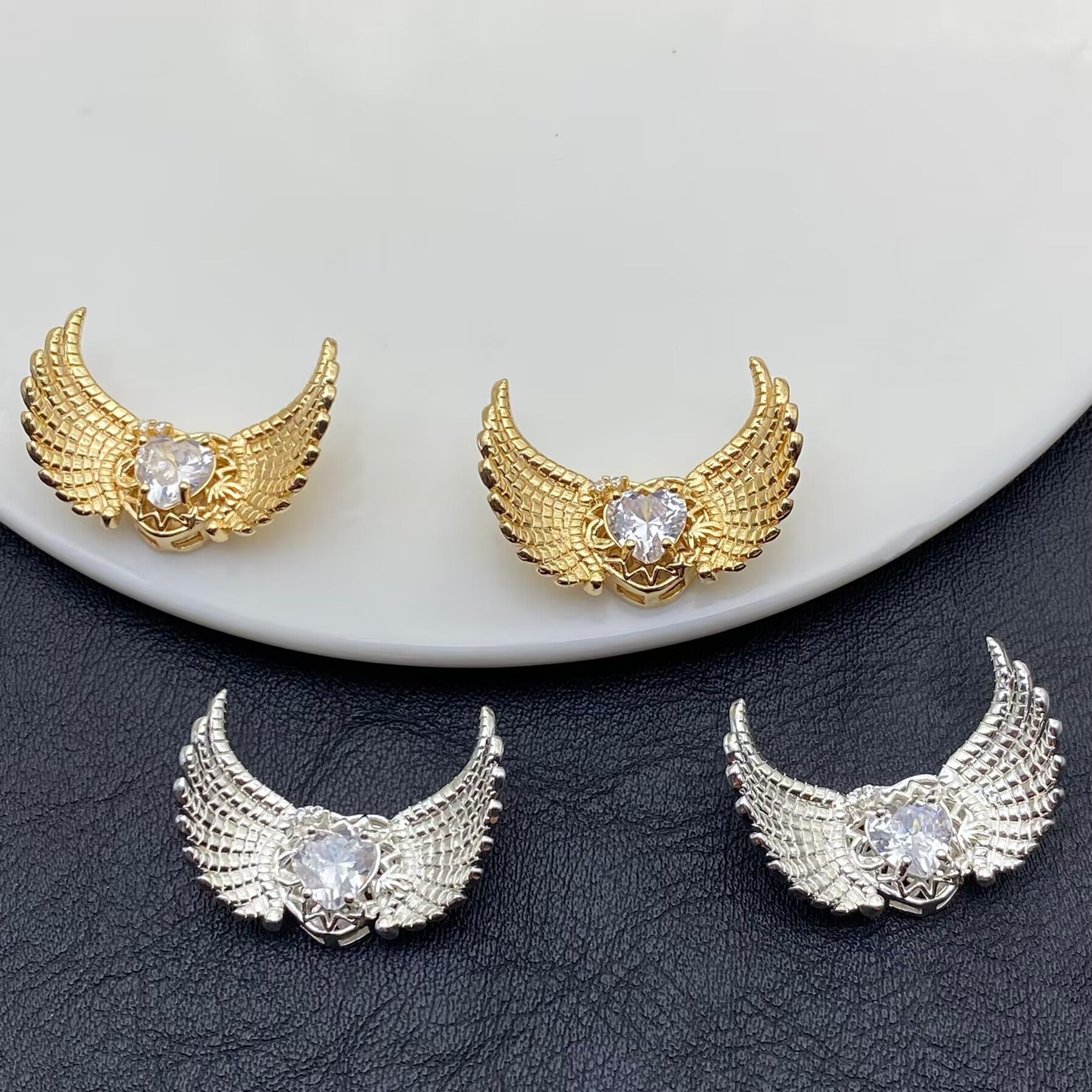 3D angel wings, full diamond heart, color-preserving zircon beads, micro-diamonds, handmade crystal bracelet/jewelry.