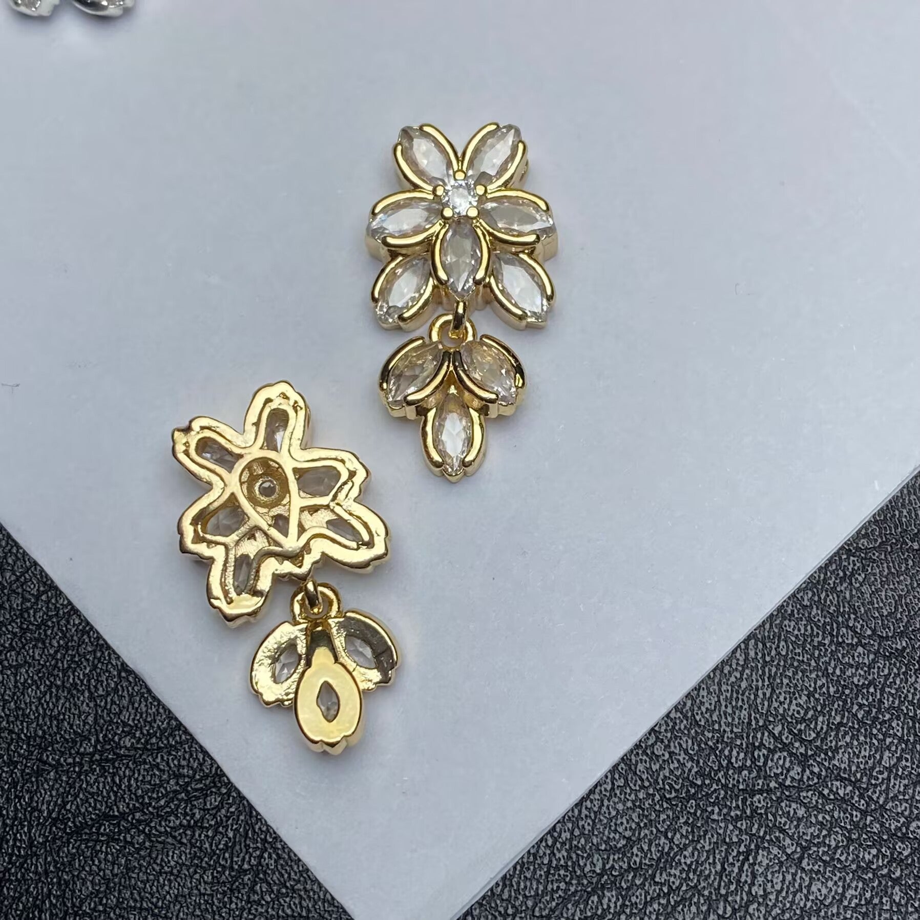 Popular handmade crystal bracelet/bead set with rosette zircon, perfect for DIY jewelry making, including diamond-encrusted beads and high-color-retention strands.