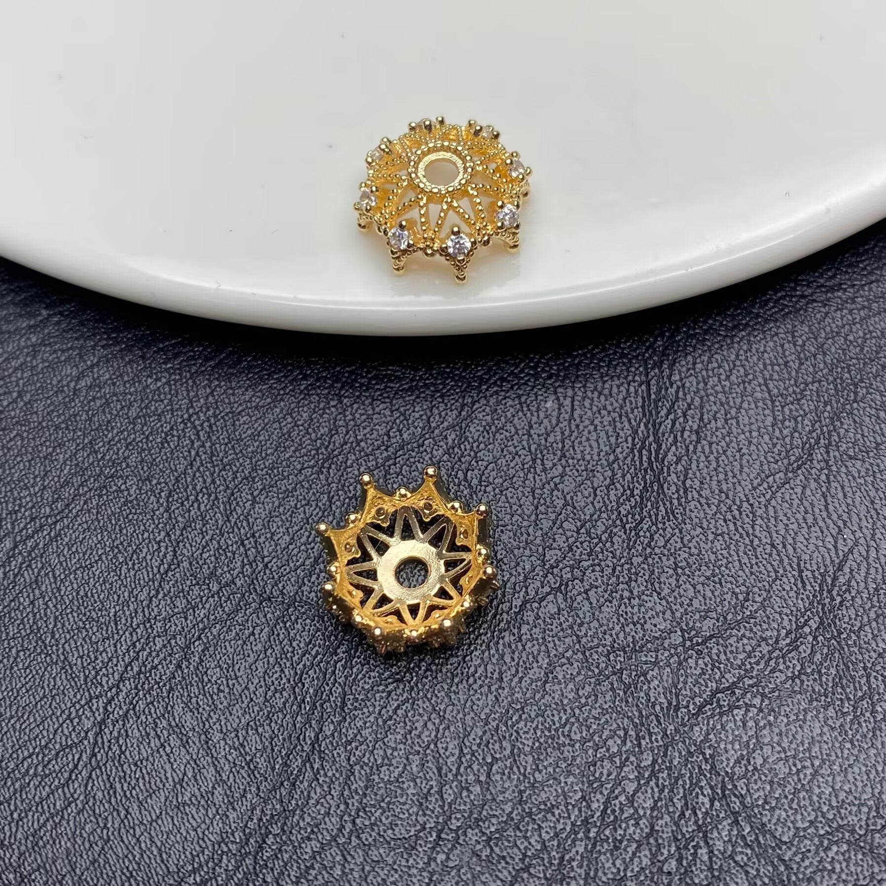 14k gold-plated copper with zircon inlay, openwork floral setting, handmade DIY pearl bracelet, necklace, beaded jewelry, crystal.