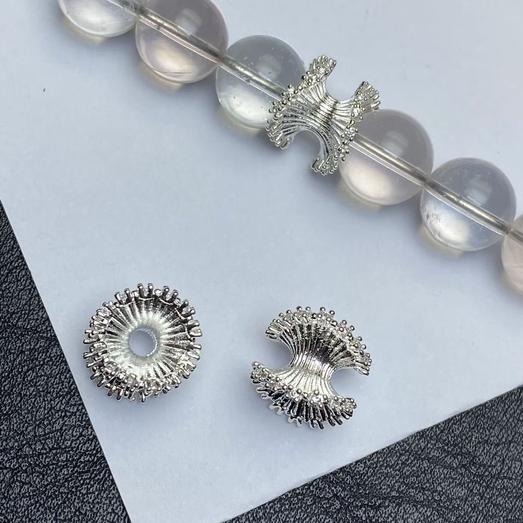 Irregular spiral flower holder crystal bracelet/bracelet, DIY jewelry accessory, diamond-set and color-preserving beaded bracelet.